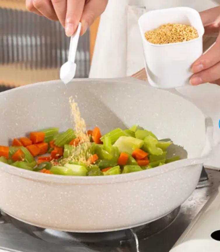 4-Grid Spice Organiser for Modern Kitchens